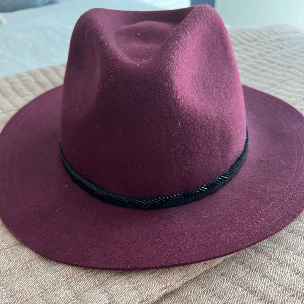 Prune Hat